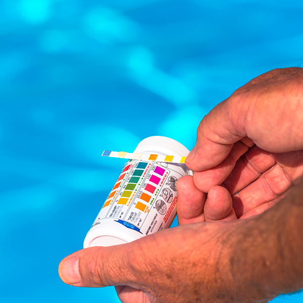 Accessoires d’hivernage pour piscine disponibles en magasin à Vedène près d’Avignon