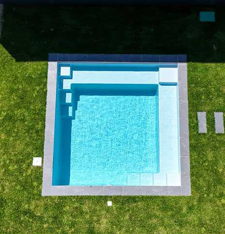Piscine coque 10m2 Avignon
