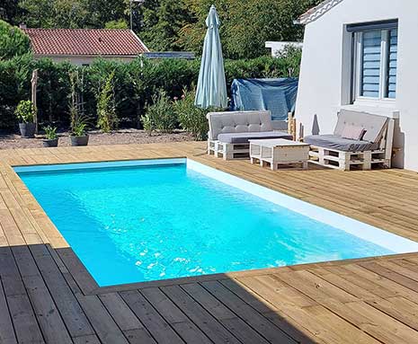 Piscine coque polyester Avignon